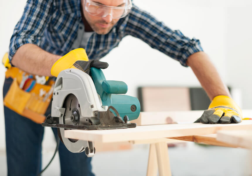 新闻对图标的要求较高，在图片列表页我们并没有设置图片，如果需要设置可联系增加